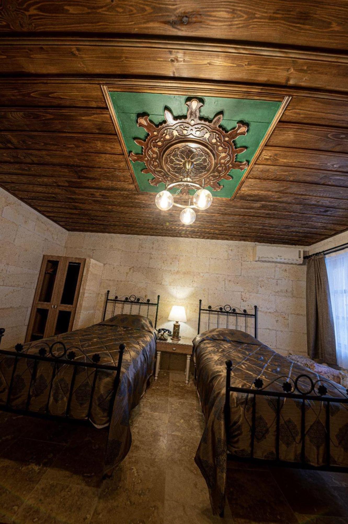 Sunak Cave Hotel 于尔居普 外观 照片